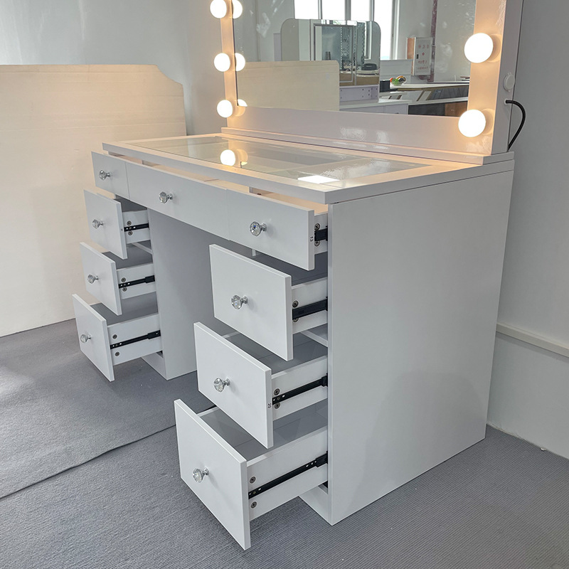 Beauty Makeup Bridal - Lampa do makijażu dla influencerek, lampa