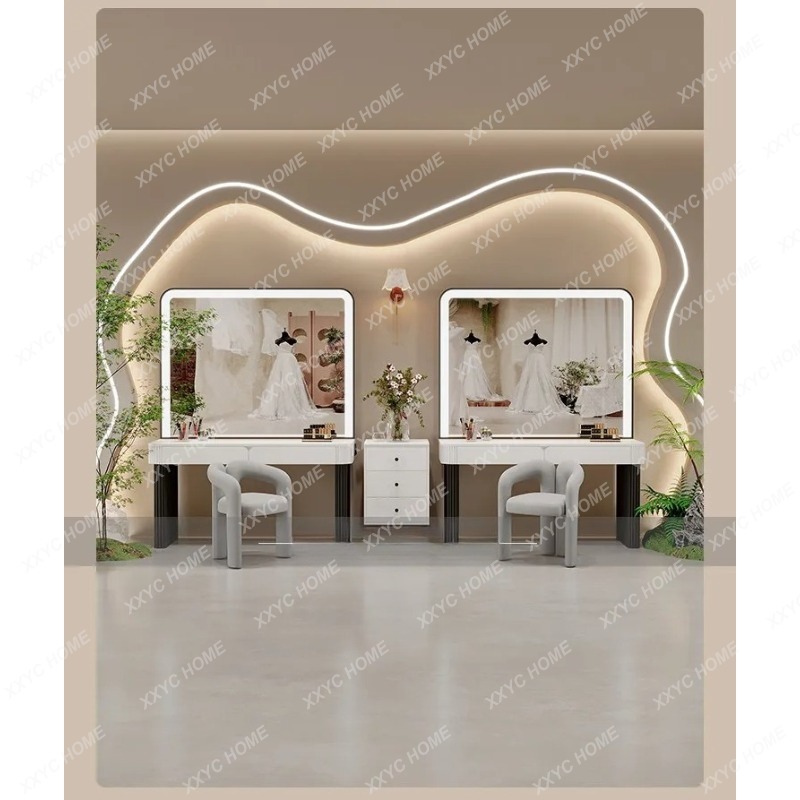 Profesjonalna toaletka z lampą – Beauty Makeup Bridal recenzja i cena