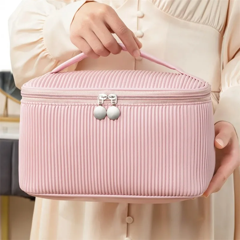 Urocza kosmetyczka z ekoskóry  – Makeup Organizer recenzja i cena
